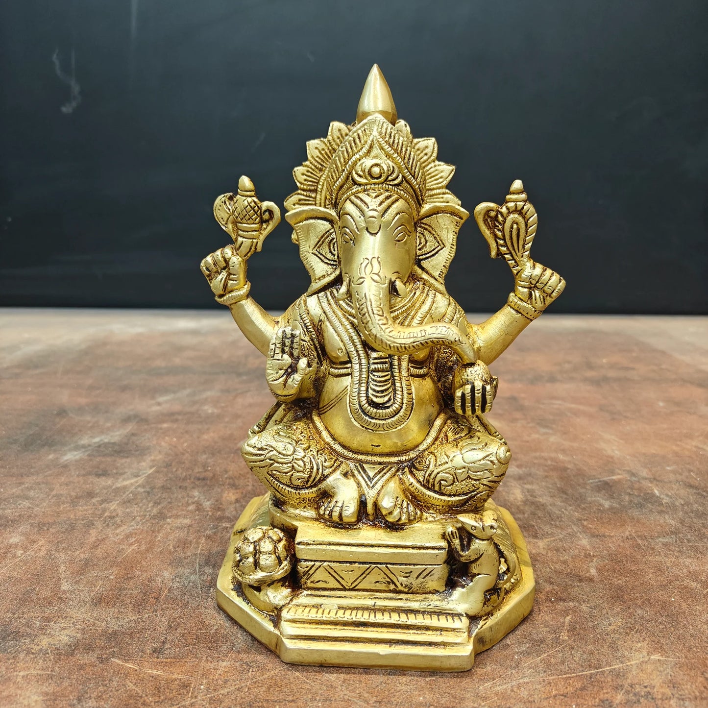 ब्रासोरा® वृंदावन वेणुगोपाल कृष्ण पीतल की प्रतिमा मोर के साथ | एंटीक नीला और सुनहरा रंग | ऊँचाई 20 इंच