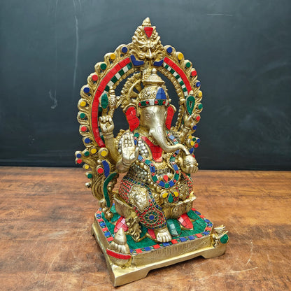 Brassaura® Handcrafted Brass Lord Ganesha Idol with Decorative Prabhavali Arch | Premium Ganpati Statue for Home Temple, Living Room & Office Décor | 18 Inches | 13 Kg