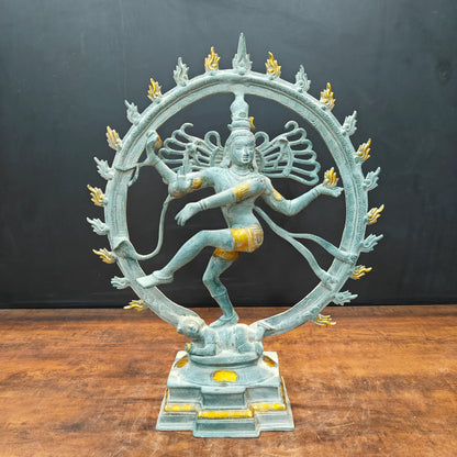 ब्रासोरा® वृंदावन वेणुगोपाल कृष्ण पीतल की प्रतिमा मोर के साथ | एंटीक नीला और सुनहरा रंग | ऊँचाई 20 इंच