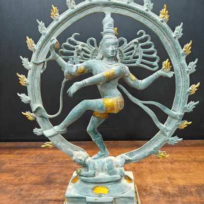 ब्रासोरा® वृंदावन वेणुगोपाल कृष्ण पीतल की प्रतिमा मोर के साथ | एंटीक नीला और सुनहरा रंग | ऊँचाई 20 इंच