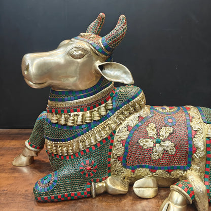 Brassaura® Brass Nandi Bull Idol | Decorative Stone Inlay Sacred Nandi Statue | Lord Shiva's Divine Vehicle for Home Temple, Pooja Room & Spiritual Décor | 22 Inches | 30 Kg
