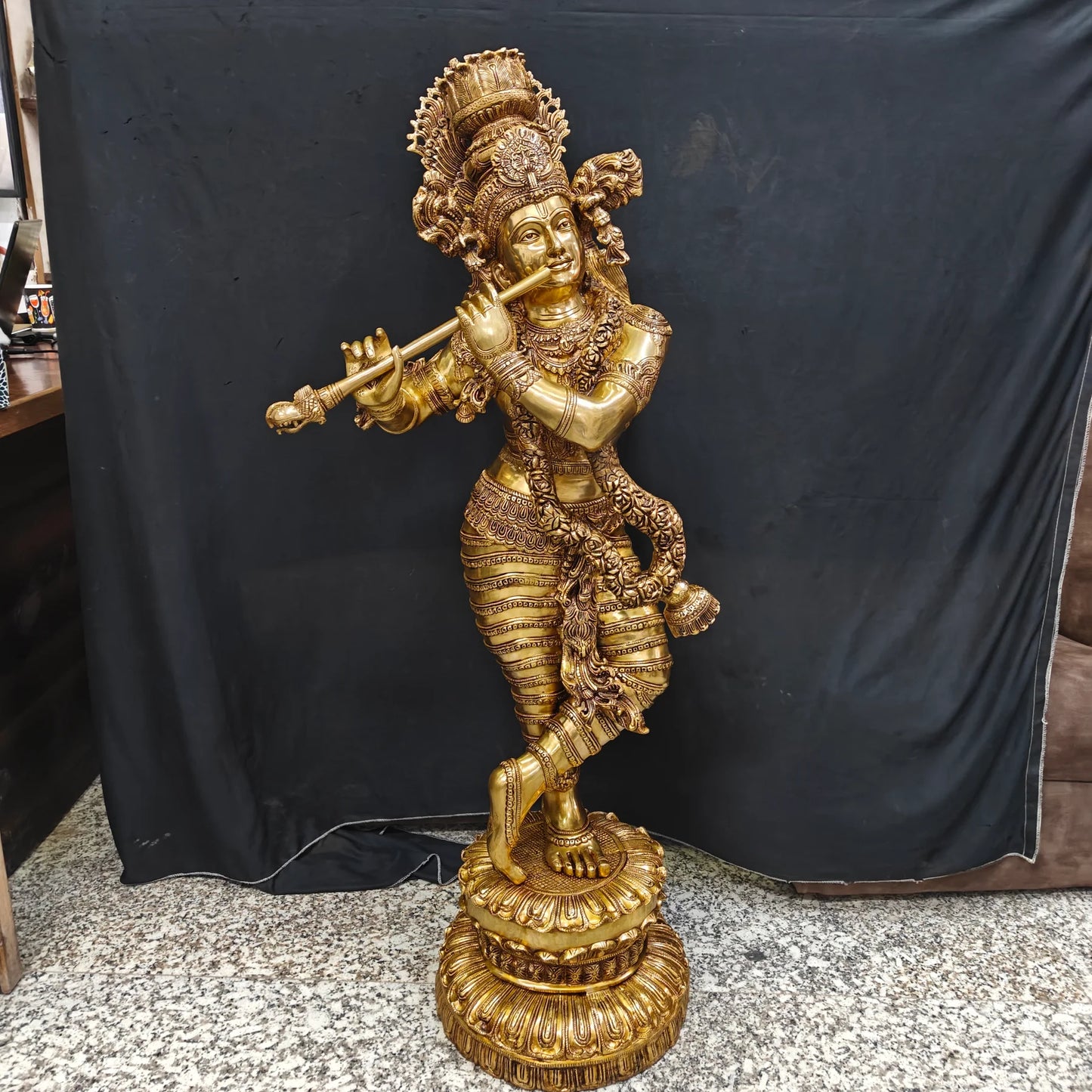 Brassaura® Handmade Brass Lord Krishna Playing Flute Statue | Premium Krishna Idol for Home Temple, Living Room & Spiritual Décor | Height 48 Inches | 60 Kg