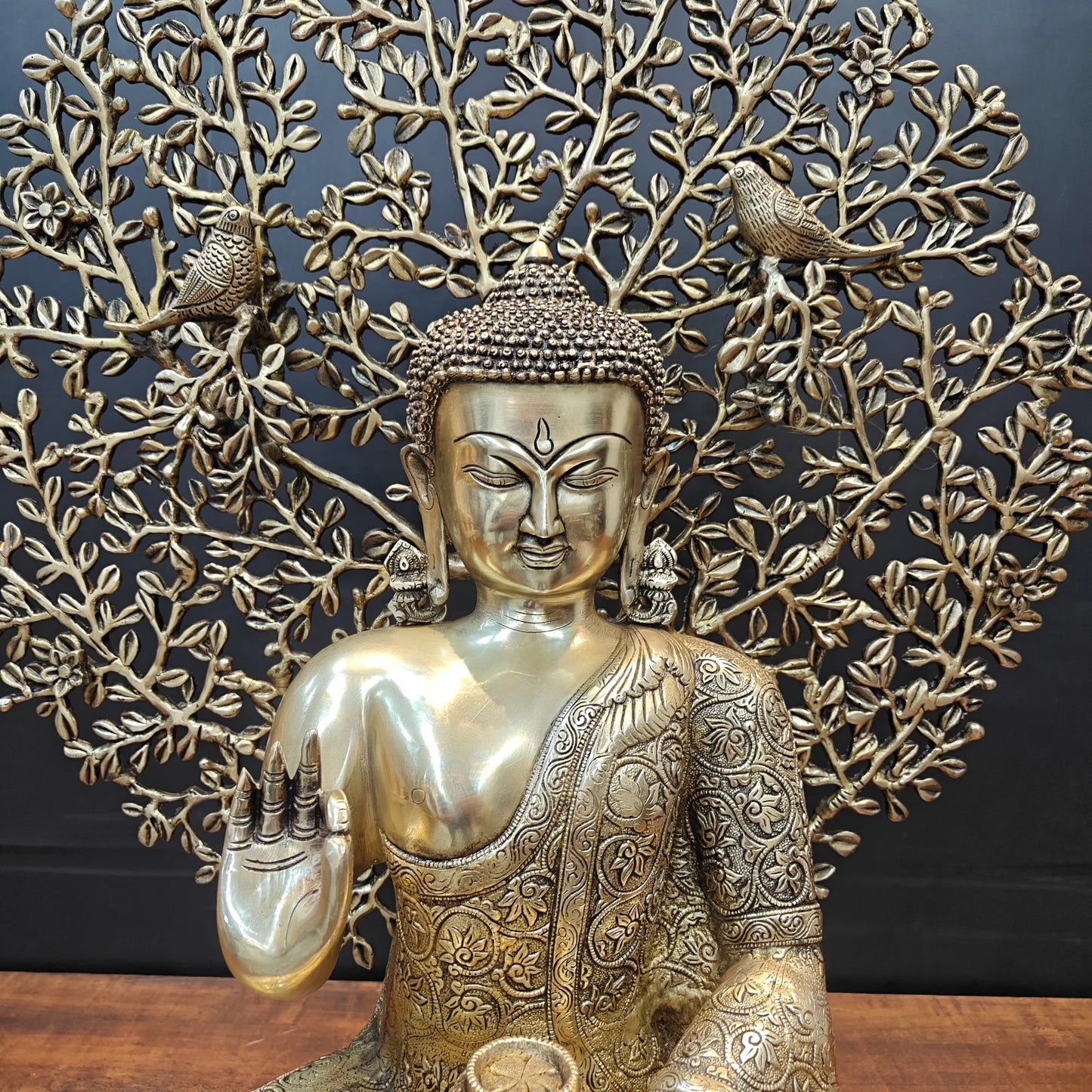 Brassaura® Premium Brass Buddha Under Bodhi Tree Statue | Handcrafted Lord Buddha Sculpture for Home, Temple & Meditation Décor | Antique Brass Finish | 32 Kg