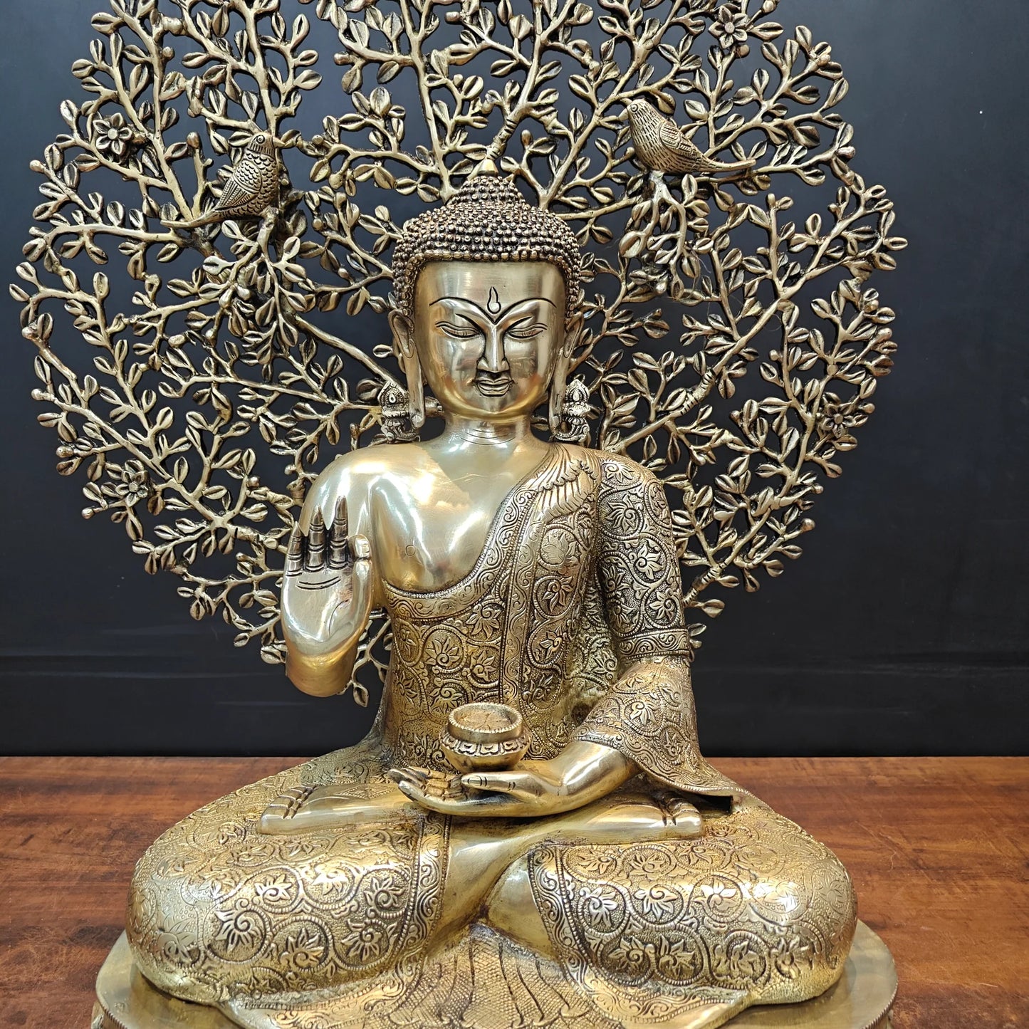 Brassaura® Premium Brass Buddha Under Bodhi Tree Statue | Handcrafted Lord Buddha Sculpture for Home, Temple & Meditation Décor | Antique Brass Finish | 32 Kg