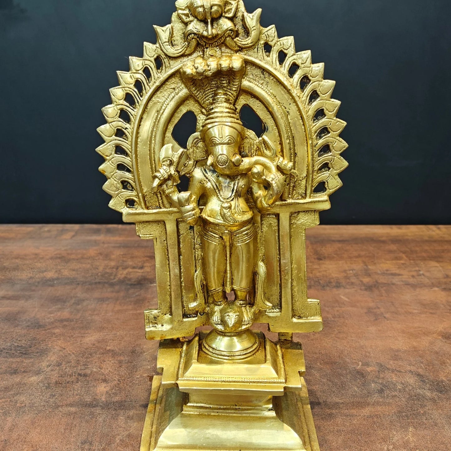 Brassaura® Brass Standing Ganesha Statue | Lord Ganpati Idol Under Sacred Arch | Handcrafted Brass Murti for Home Temple, Pooja Room & Spiritual Décor | 11 Inches | 3 Kg