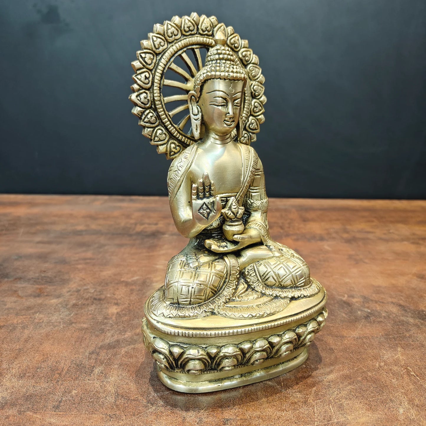 ब्रासोरा® वृंदावन वेणुगोपाल कृष्ण पीतल की प्रतिमा मोर के साथ | एंटीक नीला और सुनहरा रंग | ऊँचाई 20 इंच