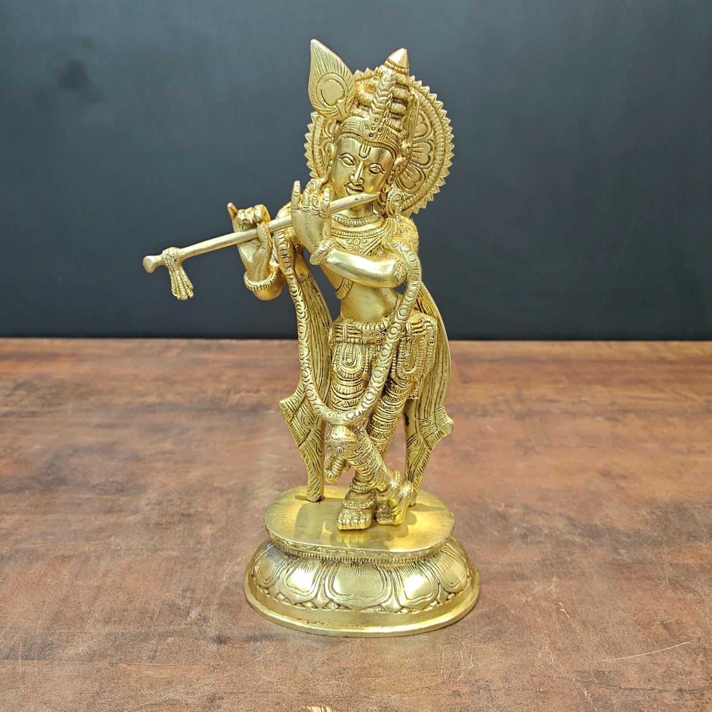 Brassaura® Brass Lord Krishna Playing Flute Statue | Traditional Standing Krishna Murti | Elegant Brass Sculpture for Home Temple, Décor & Spiritual Spaces | 11.5 Inches | 2.7 Kg