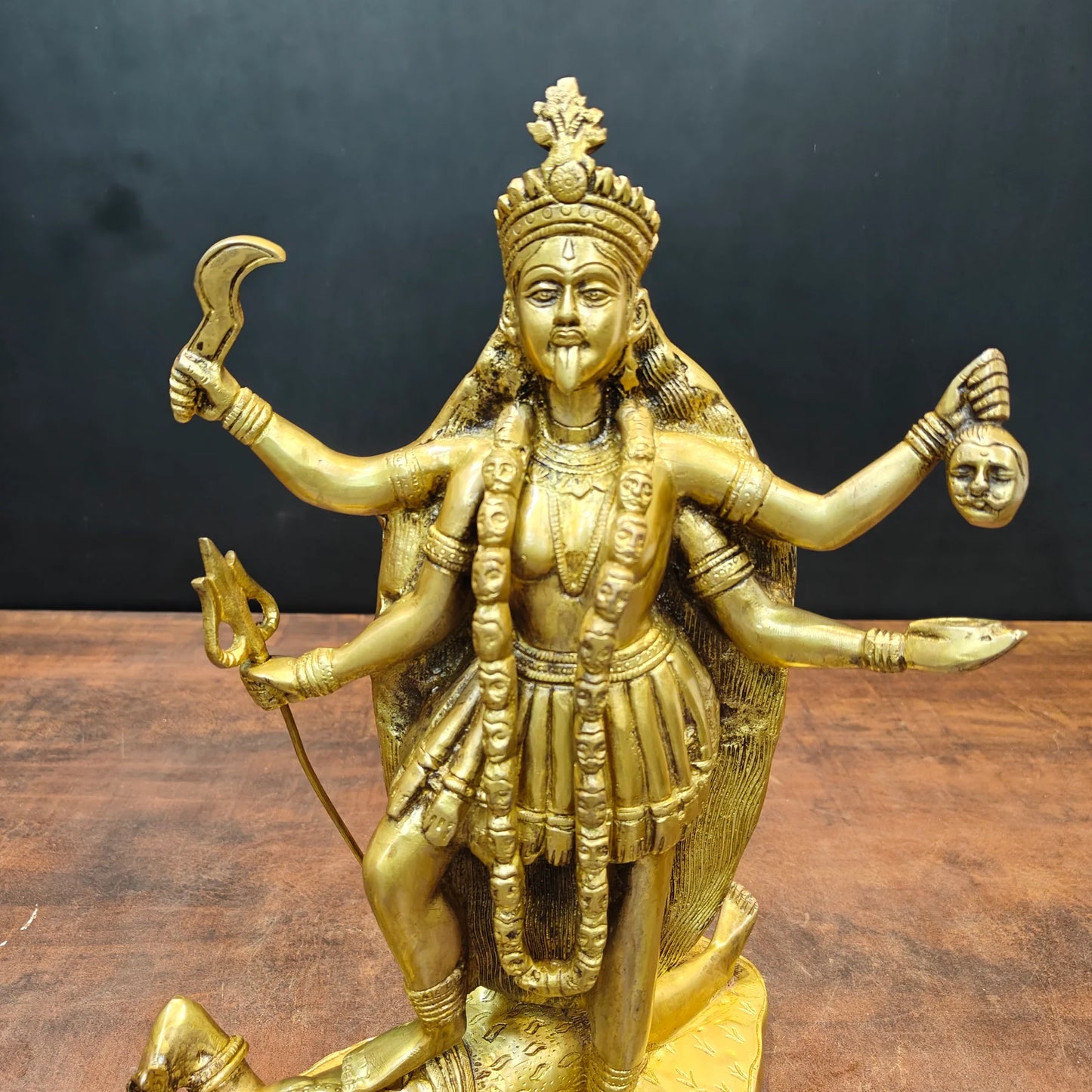 ब्रासोरा® वृंदावन वेणुगोपाल कृष्ण पीतल की प्रतिमा मोर के साथ | एंटीक नीला और सुनहरा रंग | ऊँचाई 20 इंच