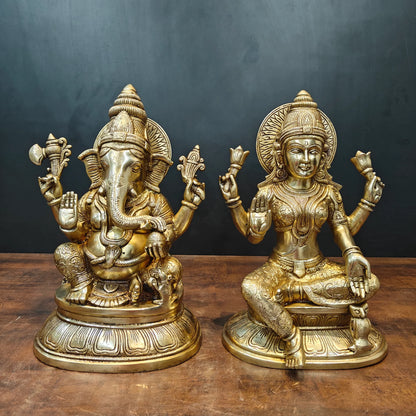 ब्रासोरा® वृंदावन वेणुगोपाल कृष्ण पीतल की प्रतिमा मोर के साथ | एंटीक नीला और सुनहरा रंग | ऊँचाई 20 इंच