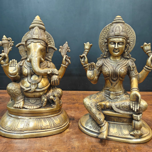 ब्रासोरा® वृंदावन वेणुगोपाल कृष्ण पीतल की प्रतिमा मोर के साथ | एंटीक नीला और सुनहरा रंग | ऊँचाई 20 इंच