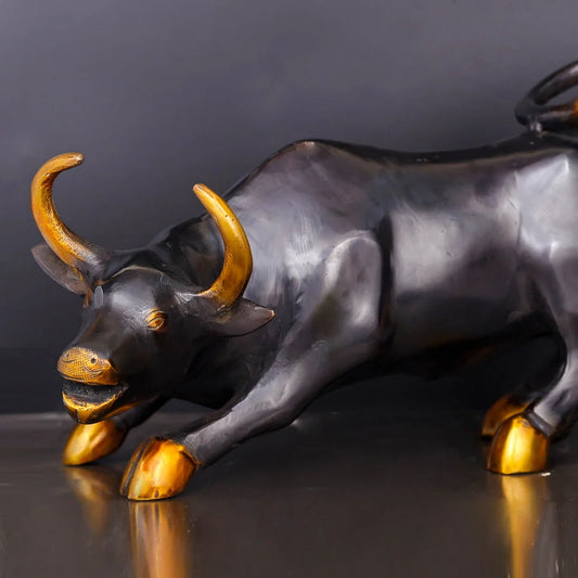 Brassaura® Charging Bull Sculpture with Black Patina Finish | Pure Superfine Brass Handcrafted Murti | Brass Statue for Home Temple, Pooja Room | Height 8 Inches | Weight 6 Kgs
