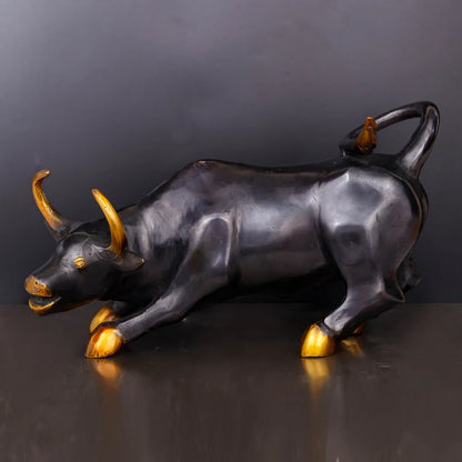 Brassaura® Charging Bull Sculpture with Black Patina Finish | Pure Superfine Brass Handcrafted Murti | Brass Statue for Home Temple, Pooja Room | Height 8 Inches | Weight 6 Kgs