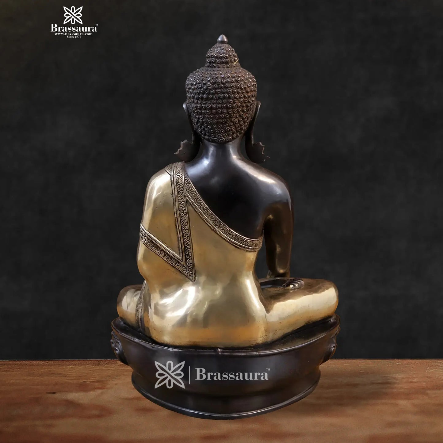 Brass Big Buddha statue for home and decor and gift Item weight 21.8 kg Height 22 inch
