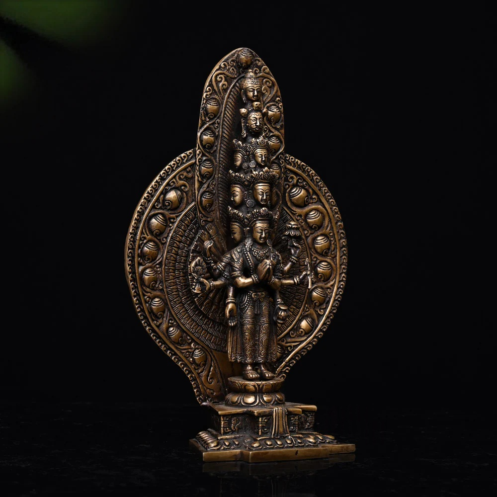 ब्रासोरा® वृंदावन वेणुगोपाल कृष्ण पीतल की प्रतिमा मोर के साथ | एंटीक नीला और सुनहरा रंग | ऊँचाई 20 इंच