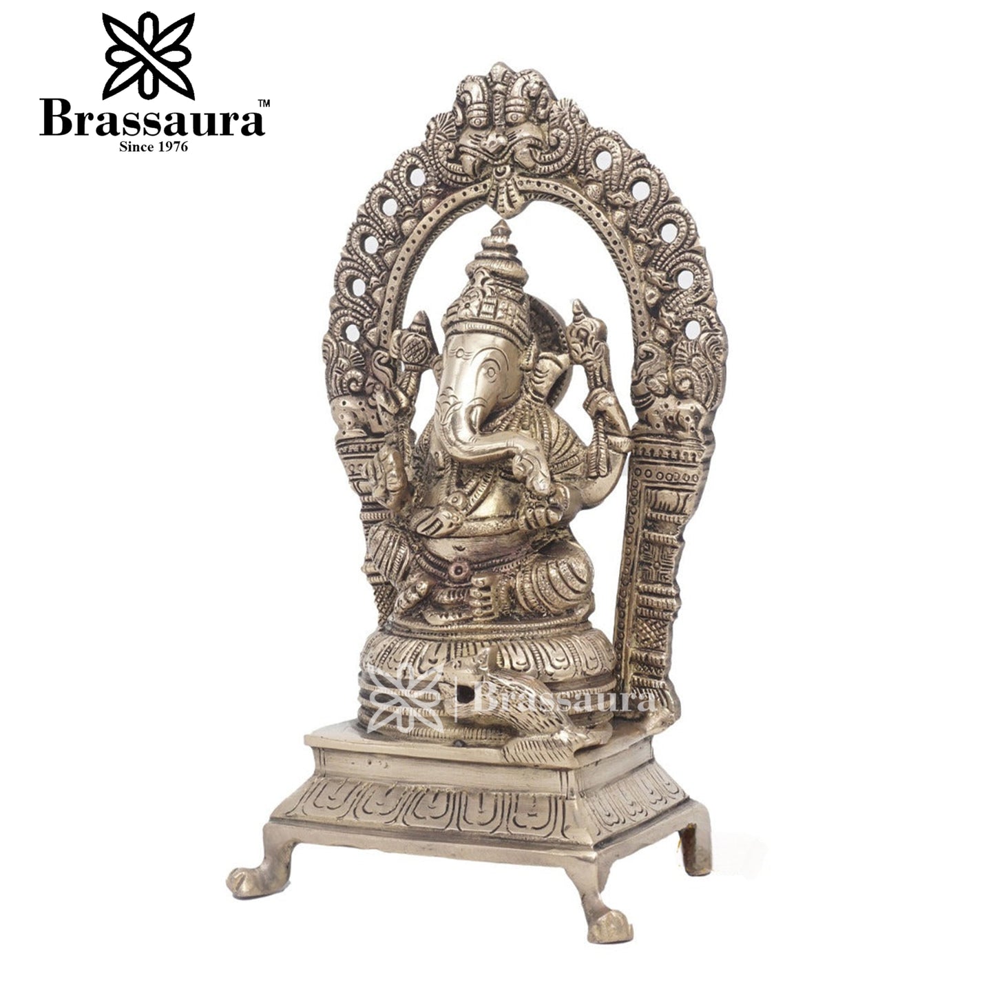 Brass Ganesha Statue For Home Decor And Gift Item Weight 2 Kg And Height 8 Inches