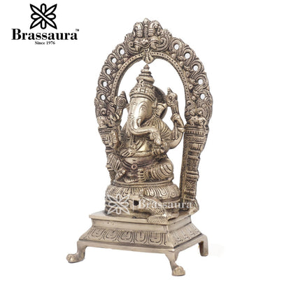 Brass Ganesha Statue For Home Decor And Gift Item Weight 2 Kg And Height 8 Inches