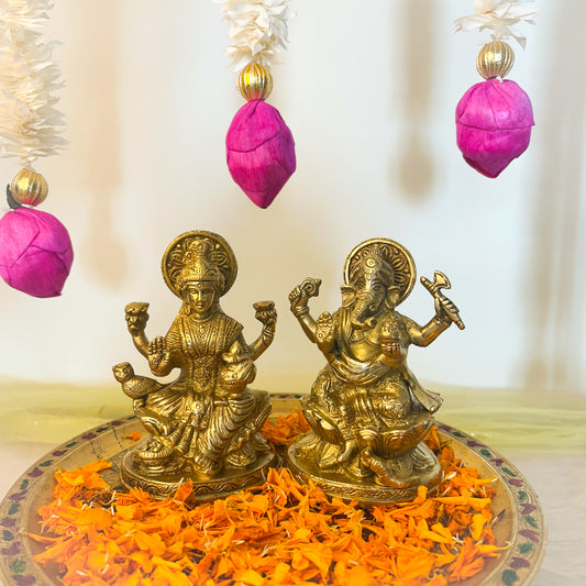 Brass Artistic Lakshmi Ganesh Weight 1.9 kg & Height 5 Inch