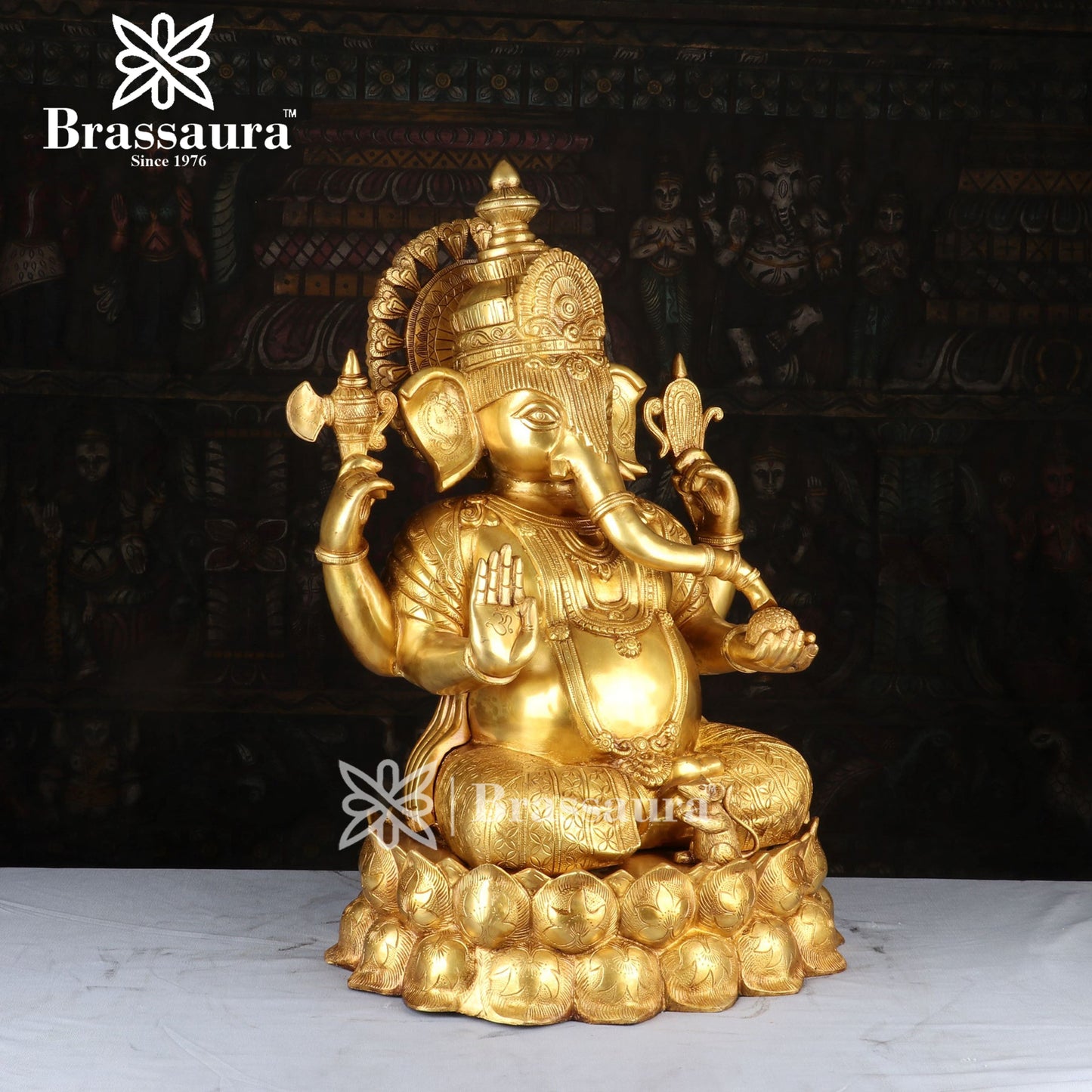 Brass Ganesha Statue For Home Decor And Gift Items Weight 29 Kg And Height 24 Inches