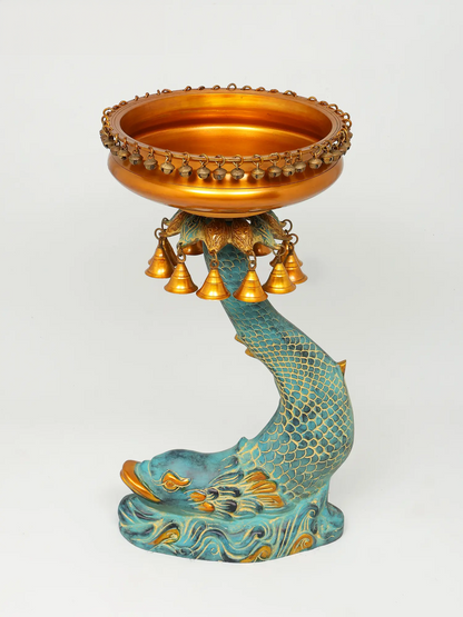 ब्रैसौरा® कोई फिश ब्रास उर्ली हैंगिंग बेल्स के साथ | शुद्ध पीतल | ऊंचाई 24 इंच और वज़न 15.60 किलोग्राम