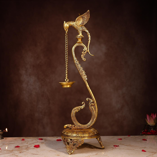 带灯黄铜鹦鹉，高24英寸