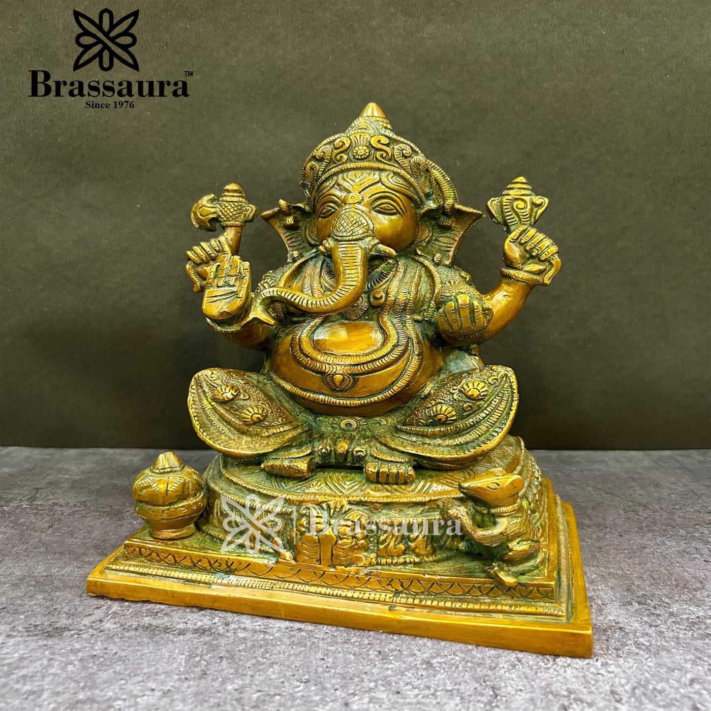 Brass Ganesha Statue For Home Decor And Gift Items Weight 5 Kg And Height 9.2 Inches