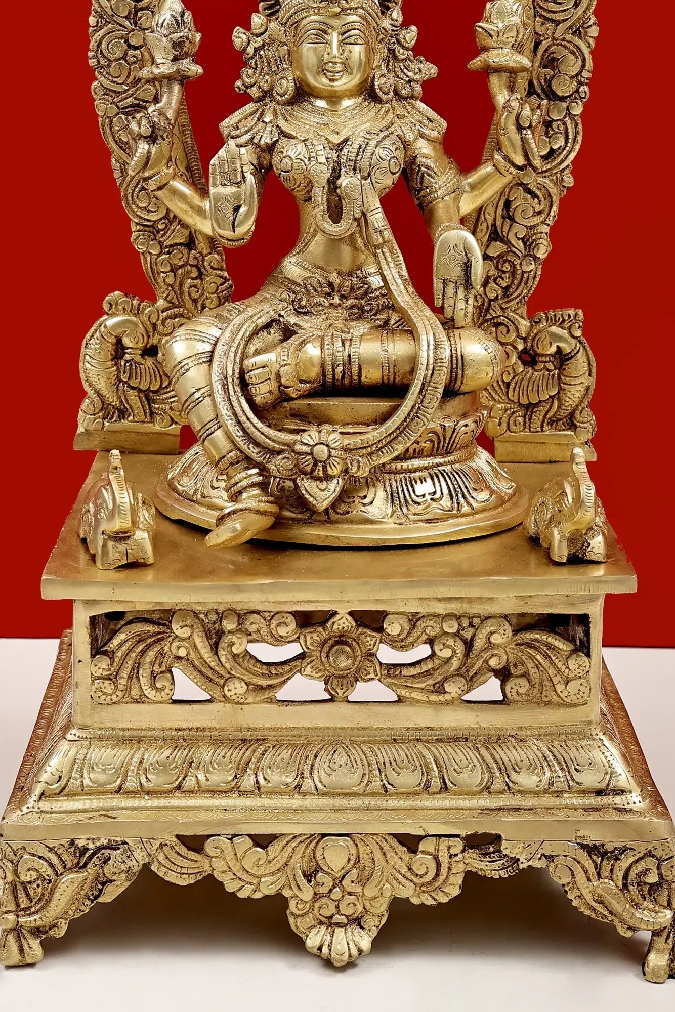 Brassaura® Brass Lakshmi Maa Statue | Height 20.5 Inches & Weight 13.13 kg