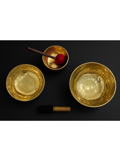 Brassaura® Sacred Trio 3 Chakra Singing Bowl Set with C, F & B Notes | Handcrafted Sound Healing Bowls | Root, Heart & Crown Chakra | Meditation & Yoga Sound Bowl Set