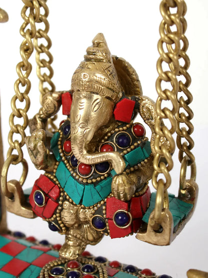 ब्रासौरा® पीतल के भगवान गणेश कीर्तिमुख झूले पर, मीनाकारी जड़ाई के साथ | ऊंचाई 9.8 इंच | वज़न 1.78 किलोग्राम