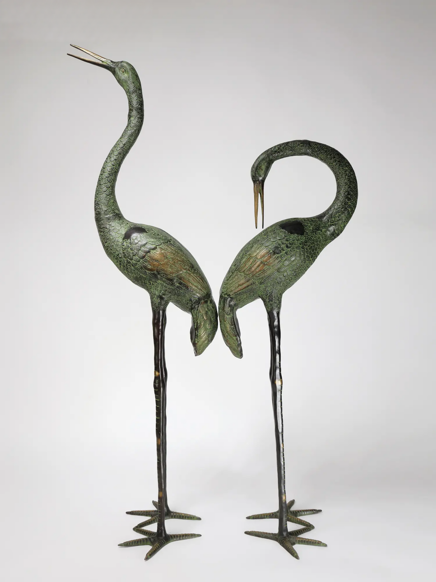 ब्रासौर® क्रेन पीतल की मूर्तियों का जोड़ा | शुद्ध पीतल | ऊंचाई 60 इंच और वजन 39.80 किलोग्राम