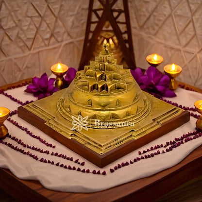 Brassaura™ Brass Shaligram Yantra – Height 3.2 Inches & Weight 1 Kgs | Temple & Pooja Décor