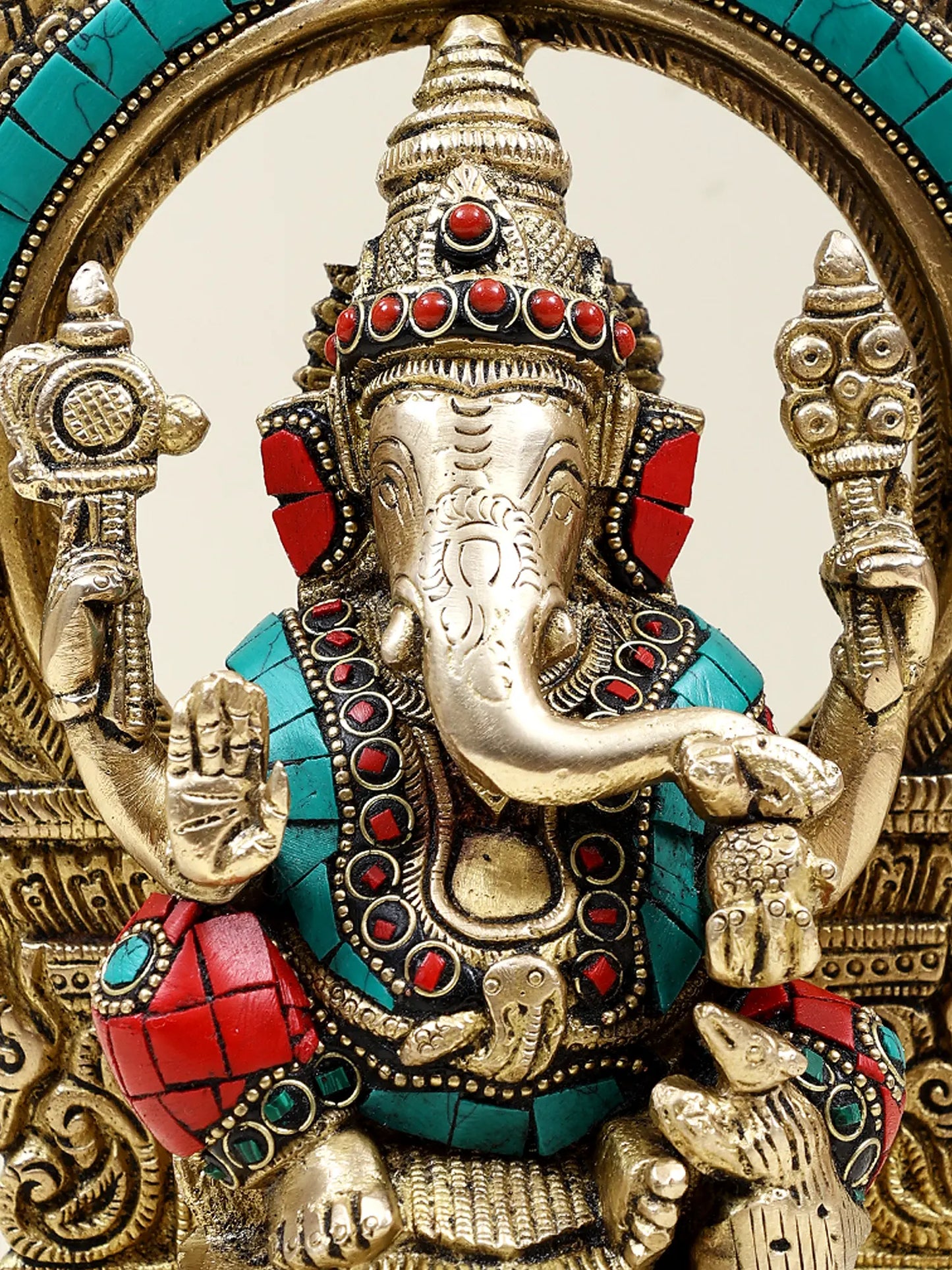 Brassaura™ ब्रास गणेश लक्ष्मी सरस्वती (जीएलएस) सेट | मीनाकारी इनले वर्क के साथ शुद्ध ब्रास | ऊंचाई 10 इंच और वज़न 9.48 किलोग्राम
