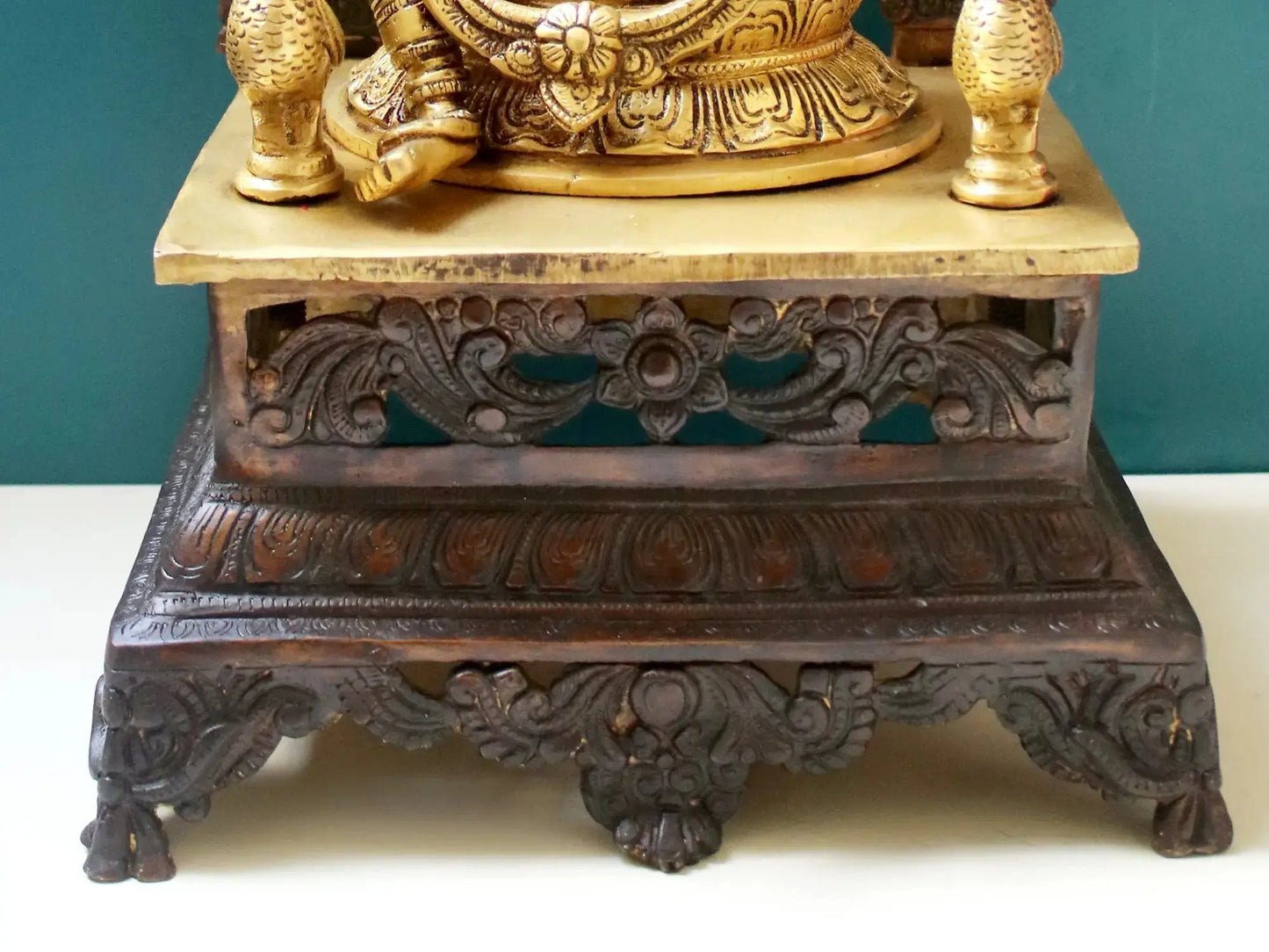 Brassaura® Brass Saraswati Statue | Height 20.47 Inches & Weight 13.53 kg