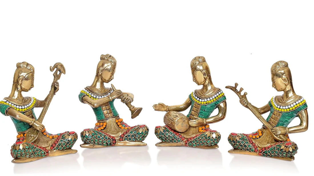 ब्रासोरा® वृंदावन वेणुगोपाल कृष्ण पीतल की प्रतिमा मोर के साथ | एंटीक नीला और सुनहरा रंग | ऊँचाई 20 इंच