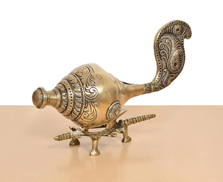 Brassaura® Decorative Brass Shankh Showpiece | Handcrafted Conch Shell Sculpture for Spiritual Décor | Width 14 Inches