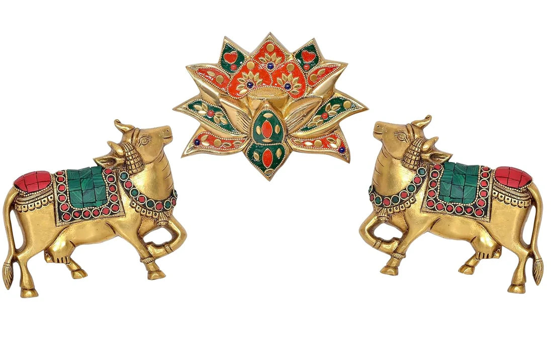 Brassaura® Brass Kamdhenu Cow Wall Hanging Statue | Height 5 Inches
