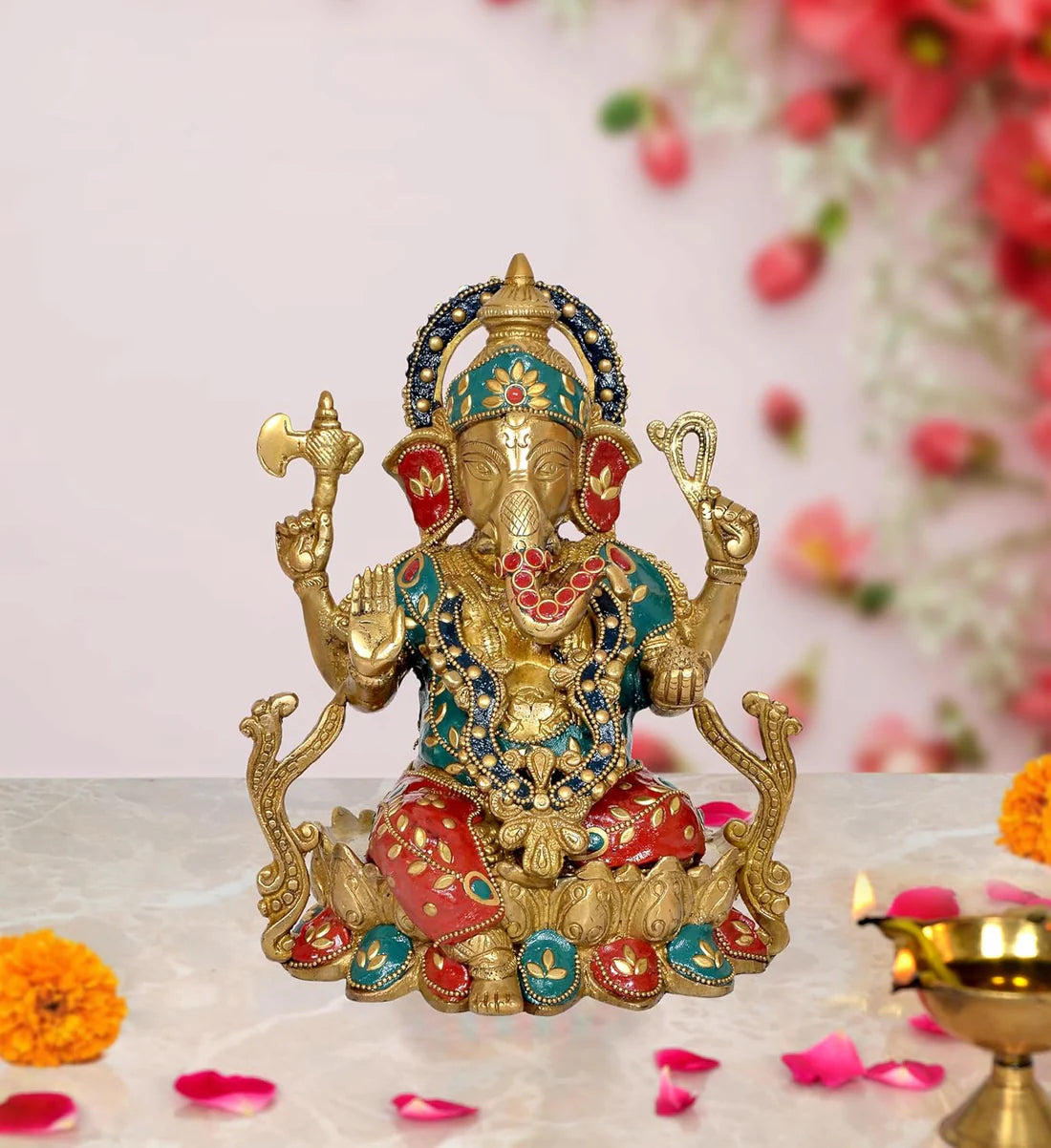 ब्रासोरा® वृंदावन वेणुगोपाल कृष्ण पीतल की प्रतिमा मोर के साथ | एंटीक नीला और सुनहरा रंग | ऊँचाई 20 इंच