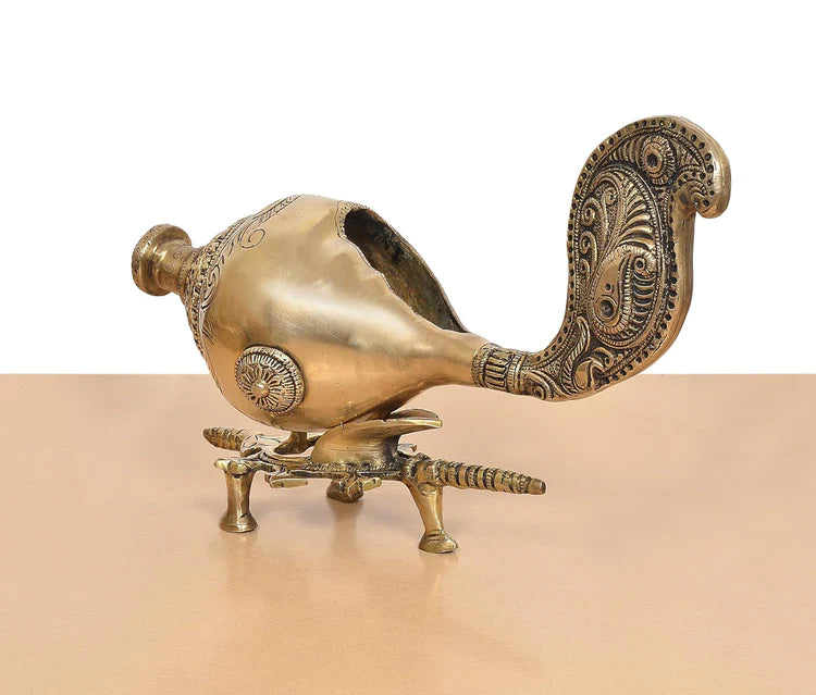 Brassaura® Decorative Brass Shankh Showpiece | Handcrafted Conch Shell Sculpture for Spiritual Décor | Width 14 Inches