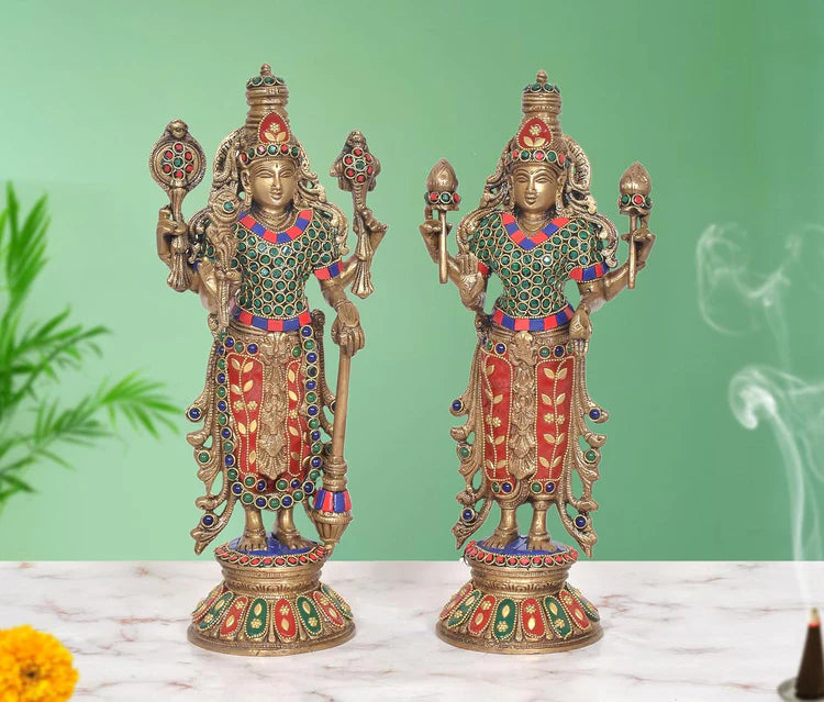 ब्रासोरा® वृंदावन वेणुगोपाल कृष्ण पीतल की प्रतिमा मोर के साथ | एंटीक नीला और सुनहरा रंग | ऊँचाई 20 इंच
