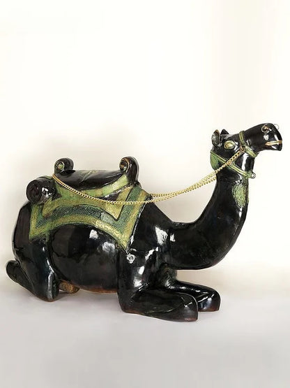 Brassaura® Brass Sitting Camel Sculpture | Height 37 Inches