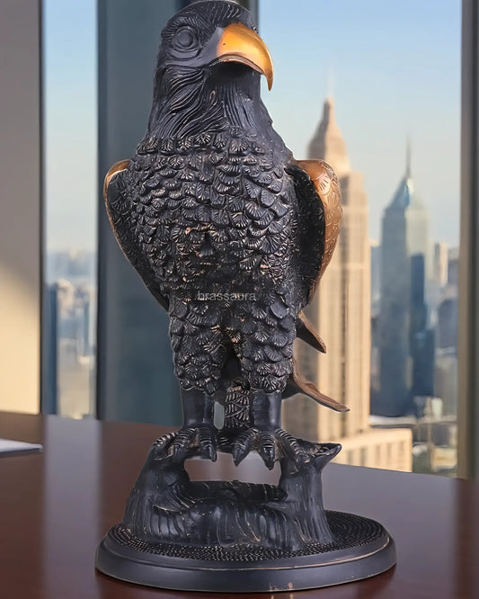 Brassaura™ Pure Brass Eagle Statue – Height 13 in, Weight 6.55 kg – Antique Tone