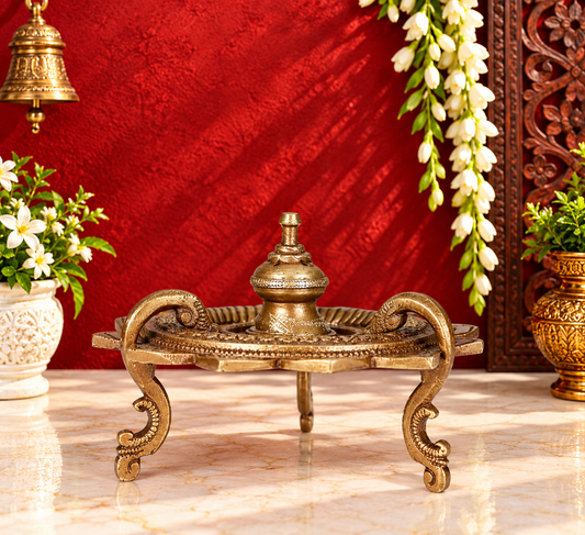 Brassaura® Lotus Design Brass Dhoop Dani – Height 3.15 inches | Weight 0.55 kgs