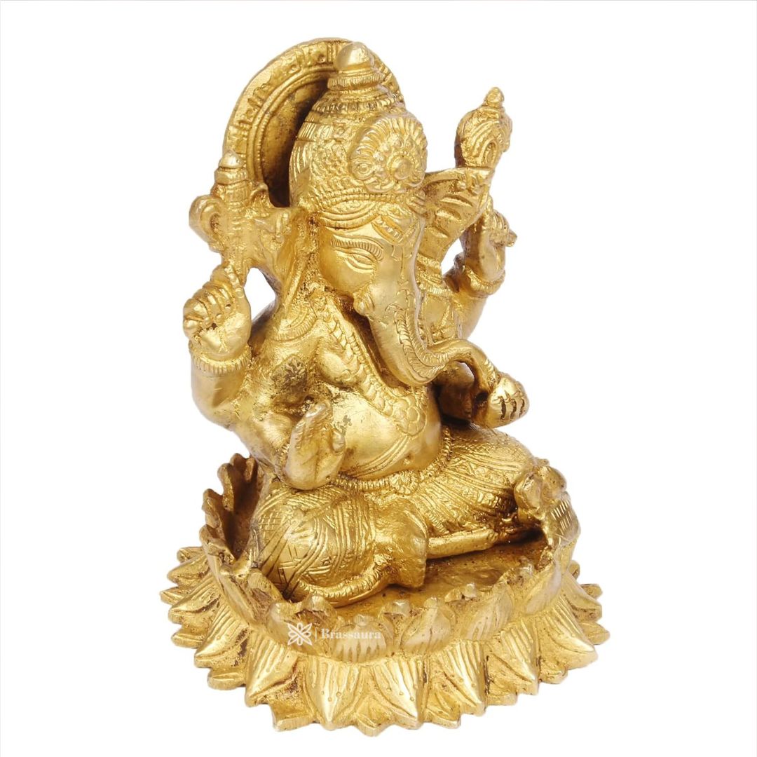 Brassaura™ Brass Ganesha Murti for Home and Decor Brass Ganesh Bhagwan Statue for Pooja Ganesha Idols for Home Entrace Decor Decoration Weight 1.5 Kg Height 20 cm