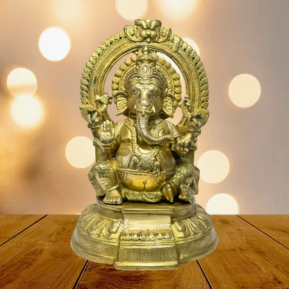 BrassAura Ganesha Sitting on Singhasan Idol Ganesh Bhagwan Ganpati Murti Statue 5.3 Kg Decorative Showpiece - 30.5 cm  (Brass, Gold)