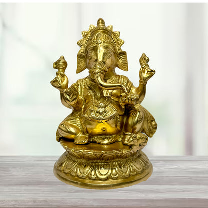 BrassAura Ganesha Brass god Idols home and décor gifts item 3.75 Kg Decorative Showpiece - 23.5 cm  (Brass, Gold)