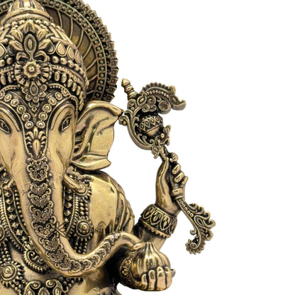 Brass Super Fine Ganesh Weight 0.95 Kg & Height 7 Inch