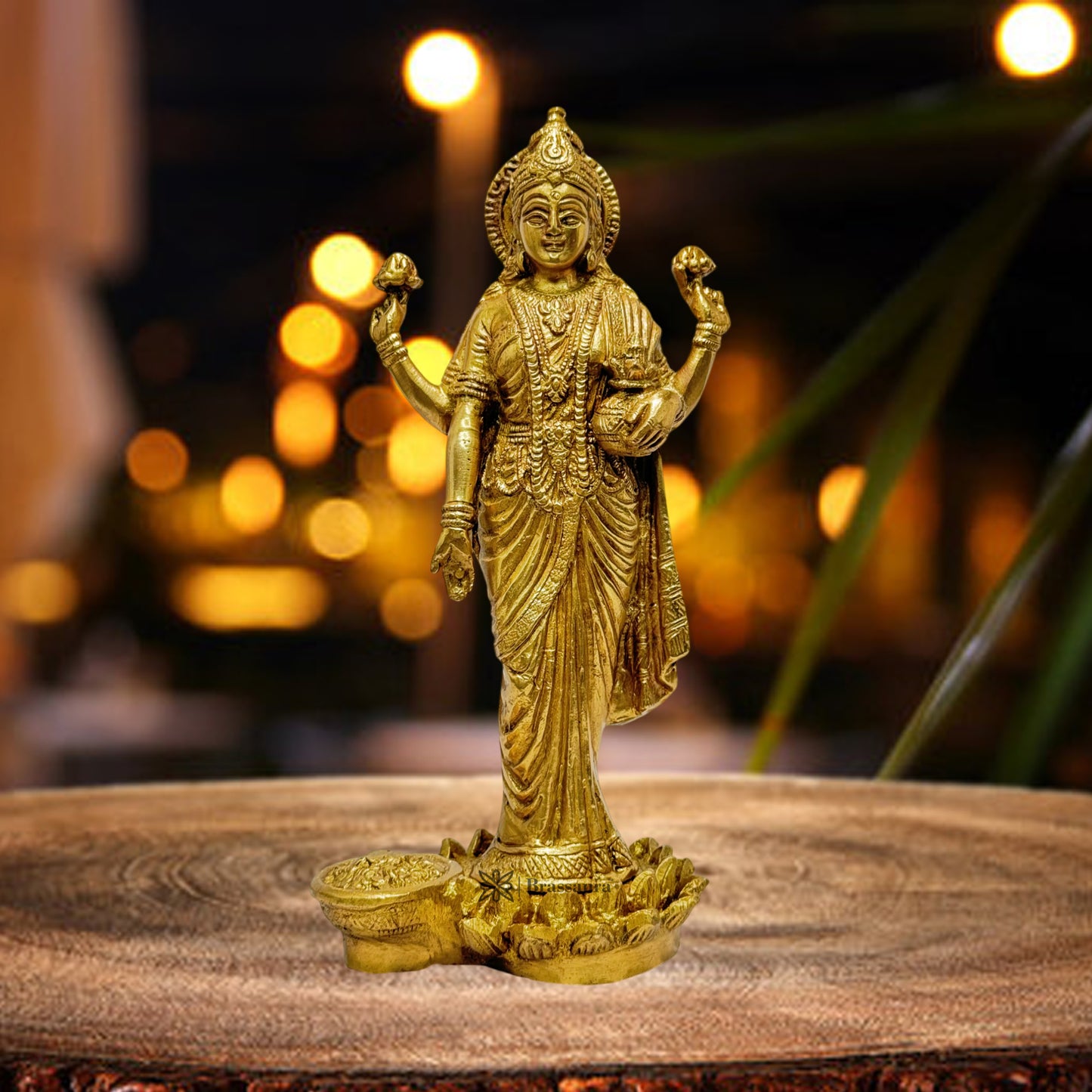 Brass Dhan Laxmi Devi Murti for Home and Decor Show Piece for Living Room Height 25 cm Weight 2.1 Kg