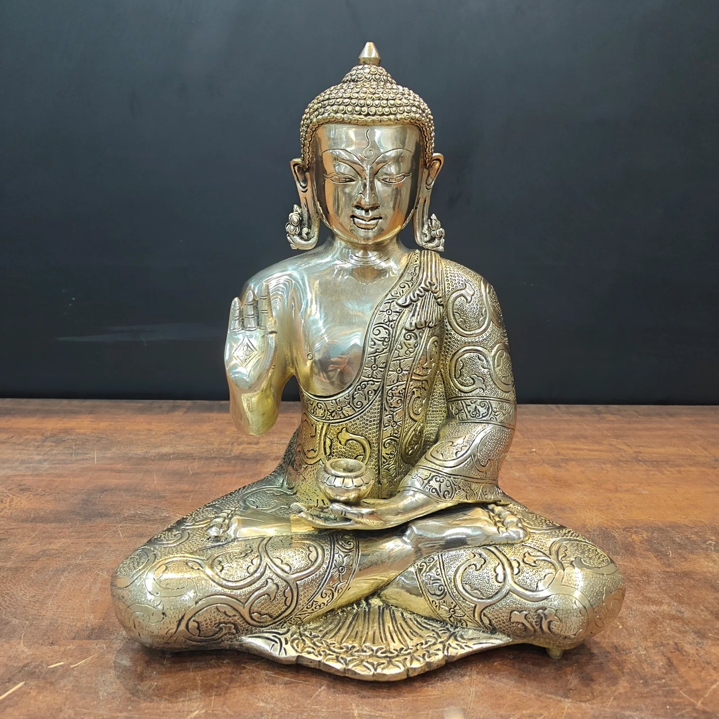 ब्रासोरा® वृंदावन वेणुगोपाल कृष्ण पीतल की प्रतिमा मोर के साथ | एंटीक नीला और सुनहरा रंग | ऊँचाई 20 इंच
