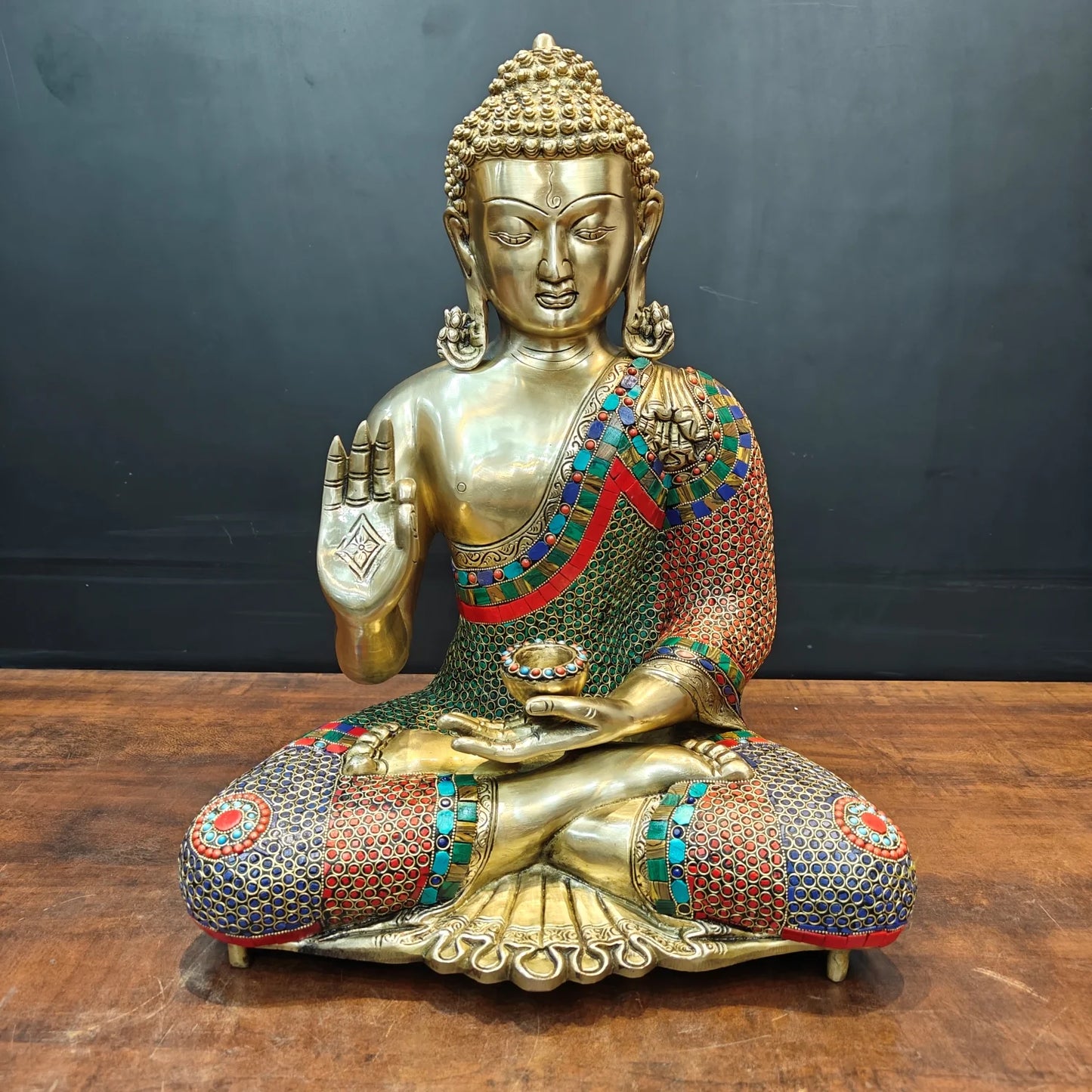 Brassaura® Brass Meditating Buddha Statue | Handcrafted Premium Brass Buddha Murti for Home Temple, Meditation & Spiritual Décor | Multicolor Stonework Finish | 20 Inches | 17 Kg