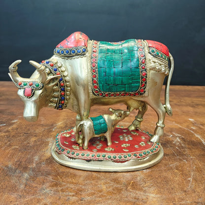 Brassaura® Handmade Brass Kamadhenu Cow with Calf Idol | Decorative Stone Inlay Gau Mata Statue for Home Temple, Pooja Room & Vastu | Sacred Brass Cow Murti | 7 Inch | 3.3 Kg