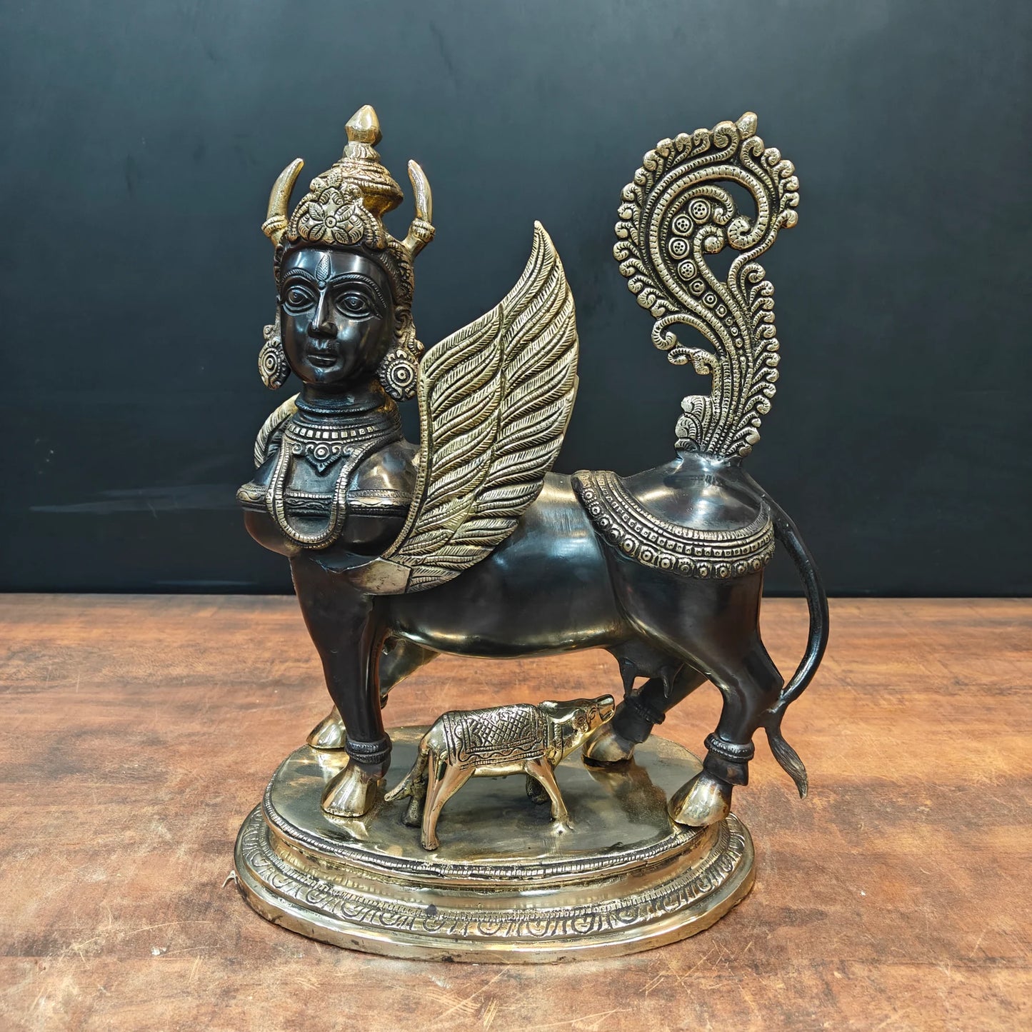 Brassaura® Brass Kamadhenu Cow Idol with Divine Female Face & Calf | Sacred Kamdhenu Gau Mata Statue | Handcrafted Brass Sculpture for Home Temple, Vastu, Spiritual Décor & Gifting | 15.5 Inches | 12.5 Kg